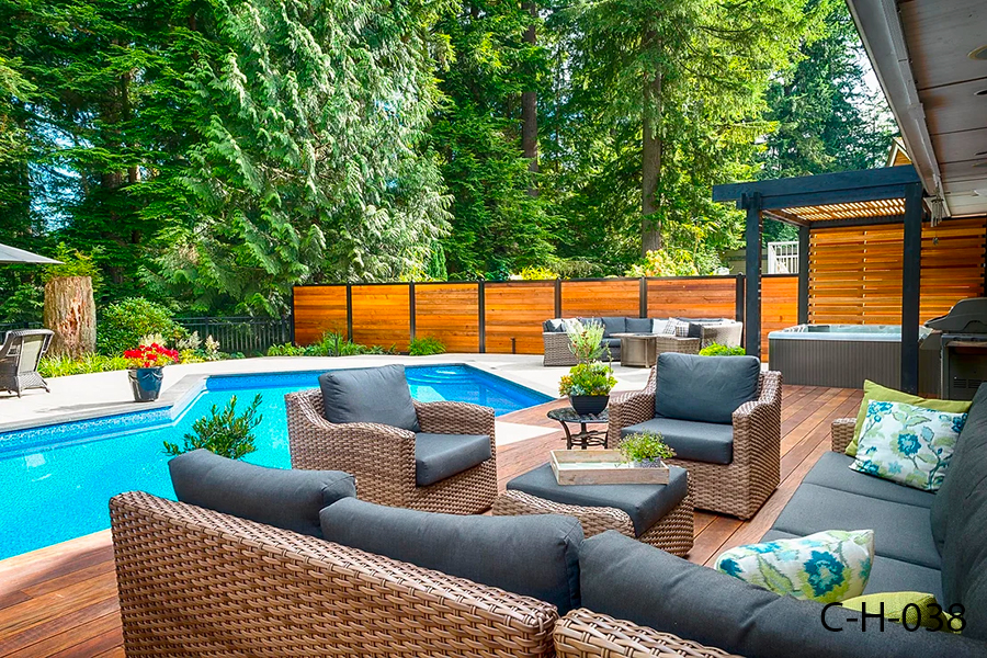 FENCE-GALLERY-POOL-PRIVACY-FENCE.JPG