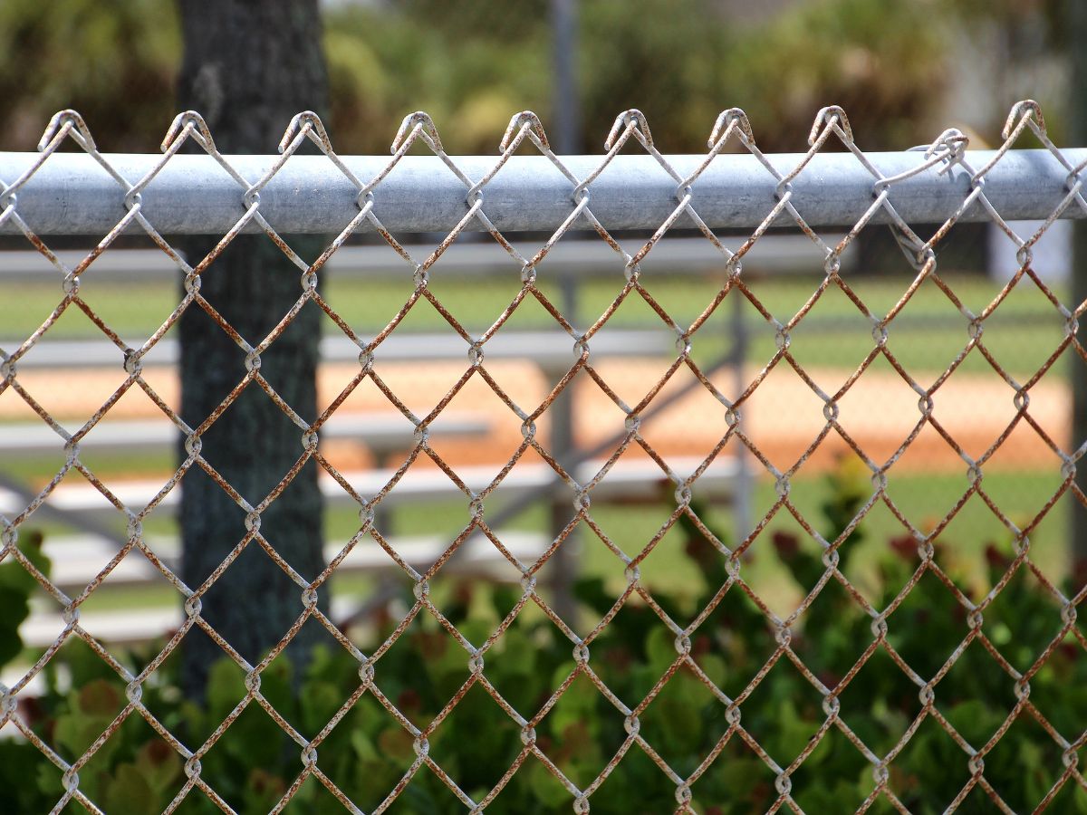 VINYL COATED CHAIN LINK FENCE