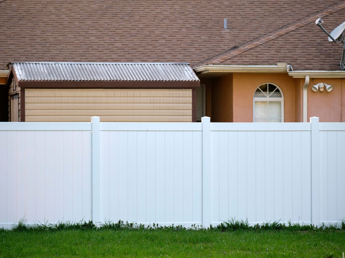 6 FOOT PRIVACY FENCE