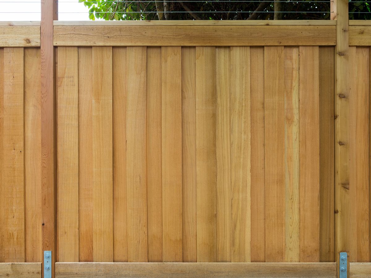 CEDAR FENCE STAIN