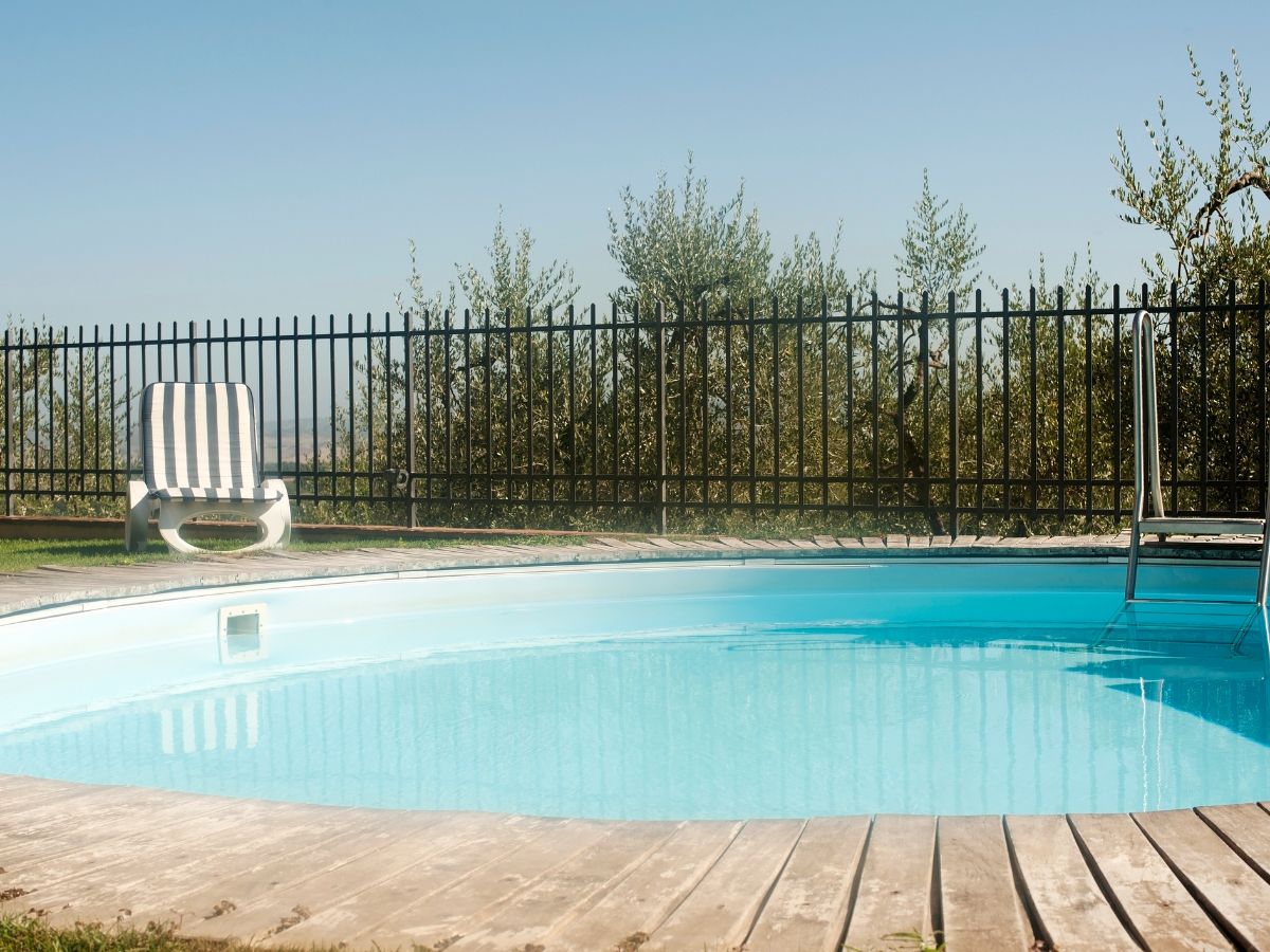 FENCE AROUND SWIMMING POOL